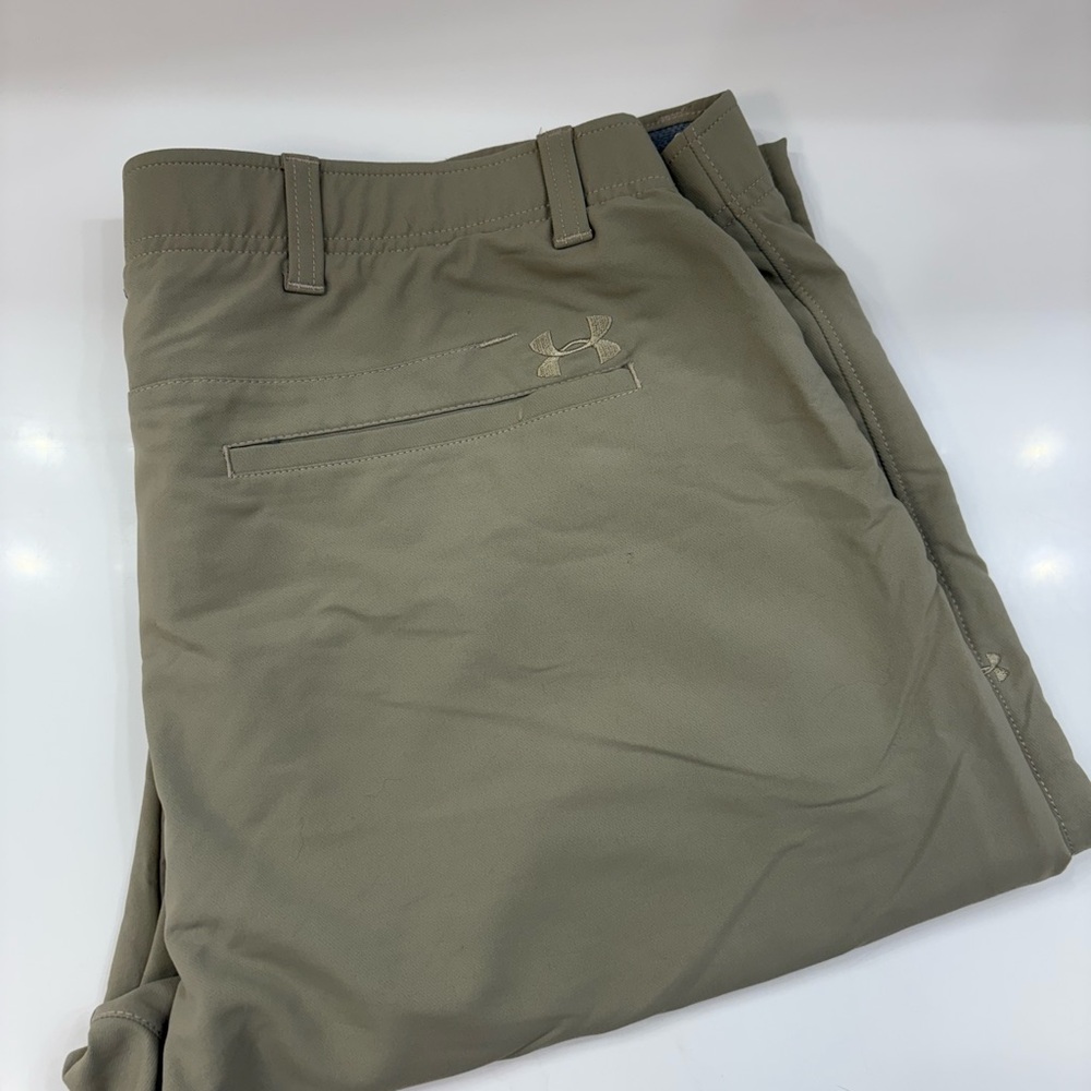 Under Armour Khaki Pants